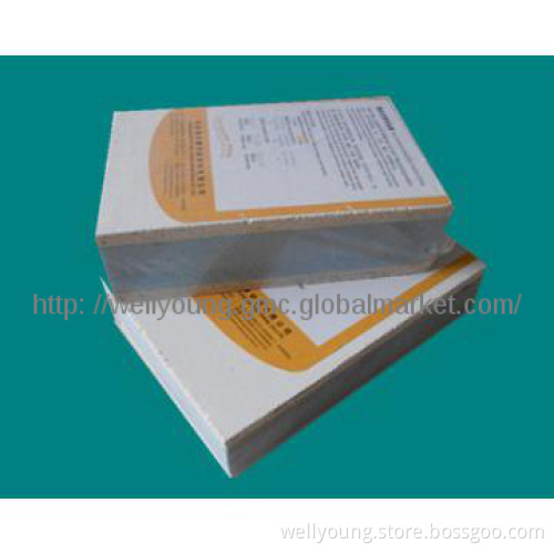 XPS sandwich material for insulation